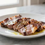Delicioso secreto ibérico preparado en freidora de aire, crujiente y jugoso.